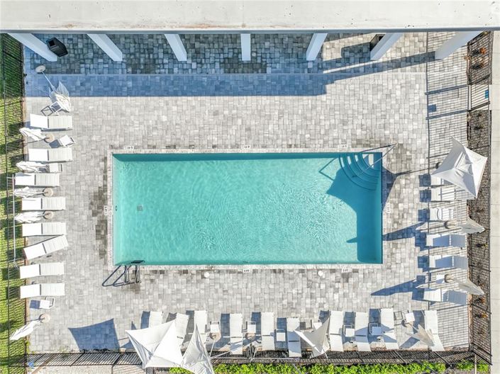 Image No.29-6 Bed Townhouse for sale