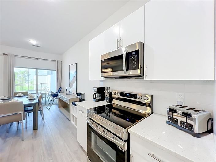 Image No.5-6 Bed Townhouse for sale
