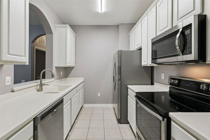 Image No.18-3 Bed Apartment for sale