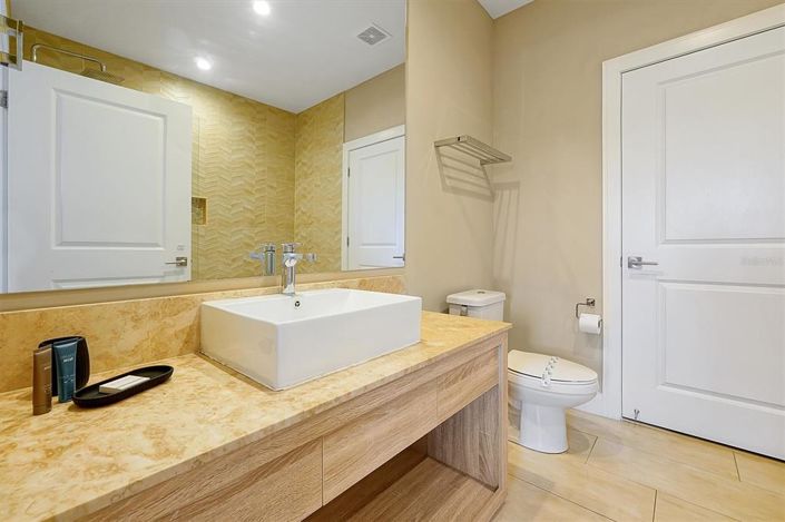 Image No.32-3 Bed Townhouse for sale