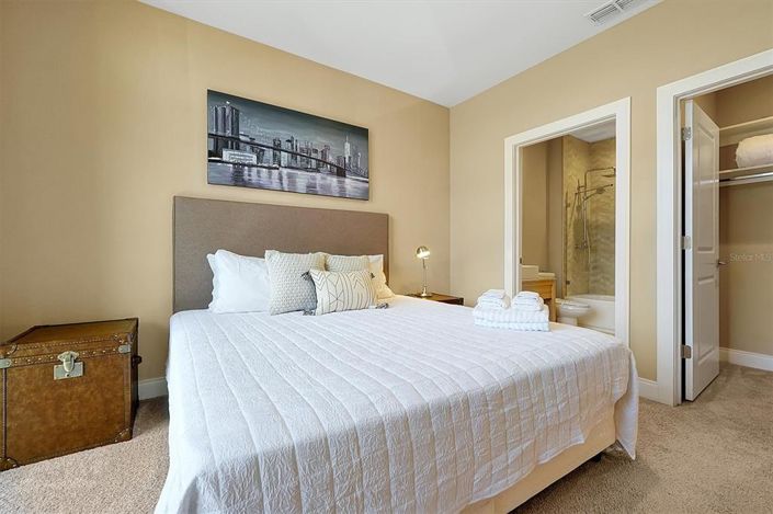 Image No.37-3 Bed Townhouse for sale