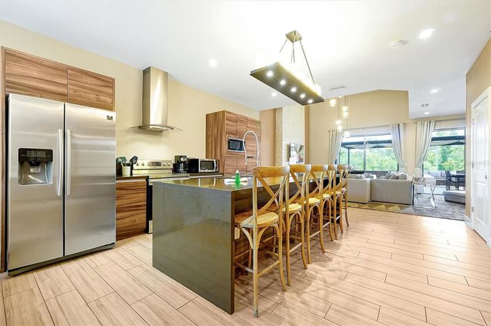 Image No.5-3 Bed Townhouse for sale