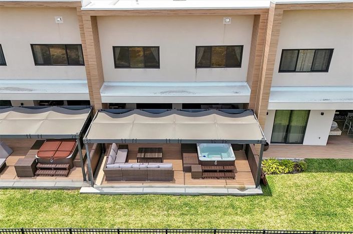 Image No.53-3 Bed Townhouse for sale