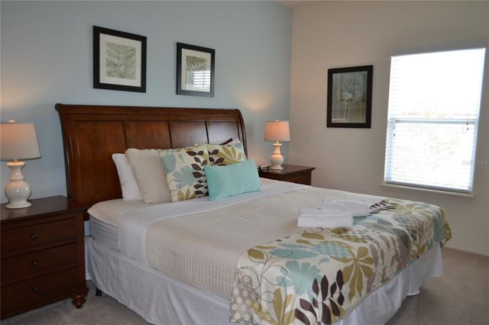 Image No.20-3 Bed Townhouse for sale