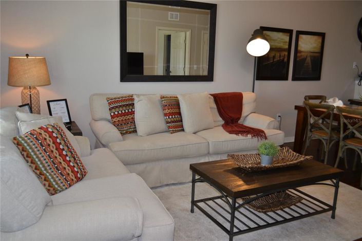 Image No.3-3 Bed Townhouse for sale