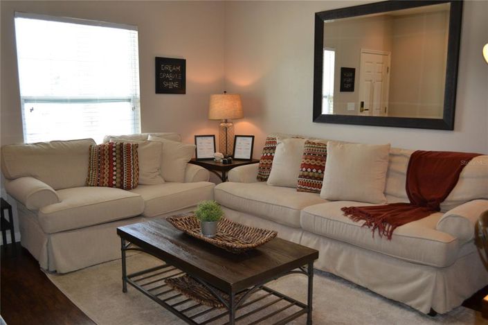 Image No.4-3 Bed Townhouse for sale