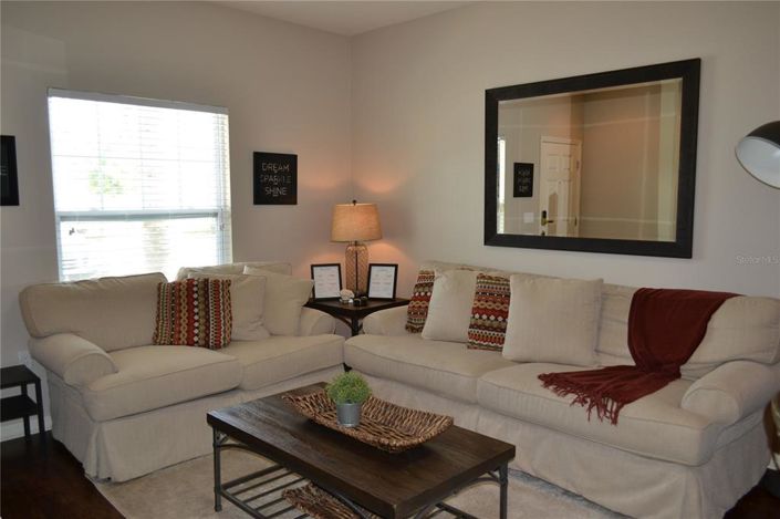 Image No.6-3 Bed Townhouse for sale