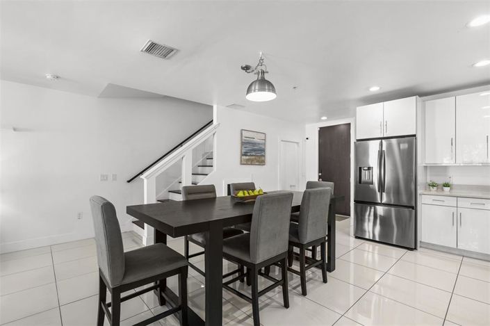Image No.29-4 Bed Townhouse for sale