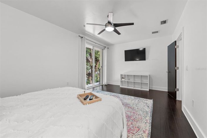 Image No.47-4 Bed Townhouse for sale