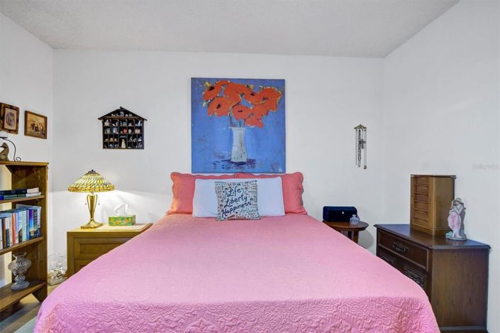 Image No.27-2 Bed Apartment for sale