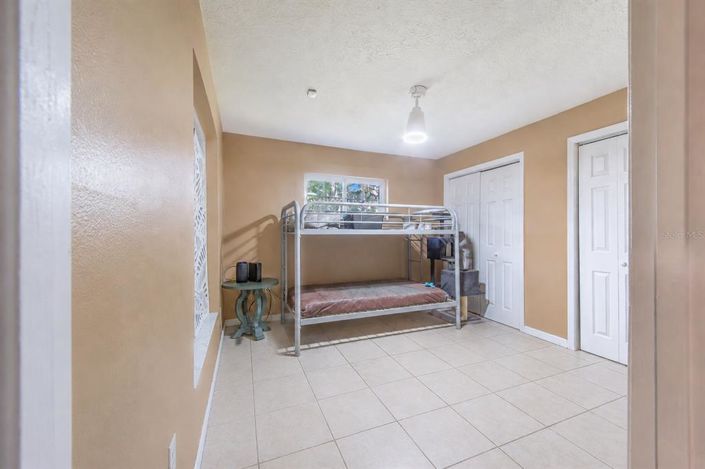 Image No.28-3 Bed House for sale