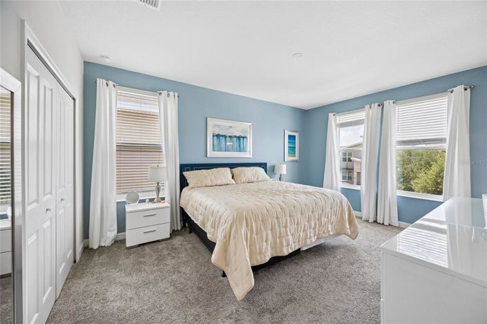Image No.24-6 Bed House for sale