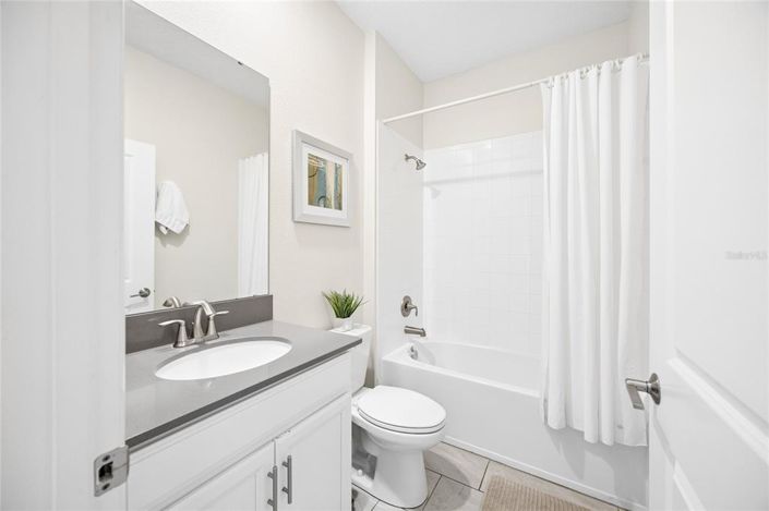Image No.7-6 Bed House for sale