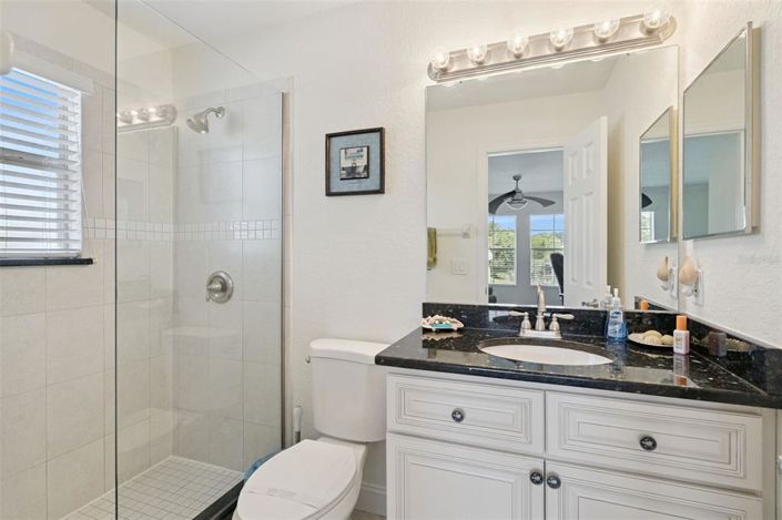 Image No.25-5 Bed House for sale