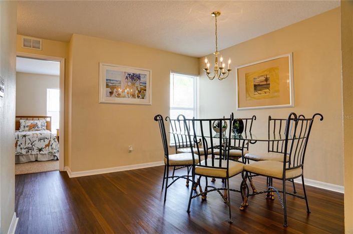 Image No.8-3 Bed Apartment for sale