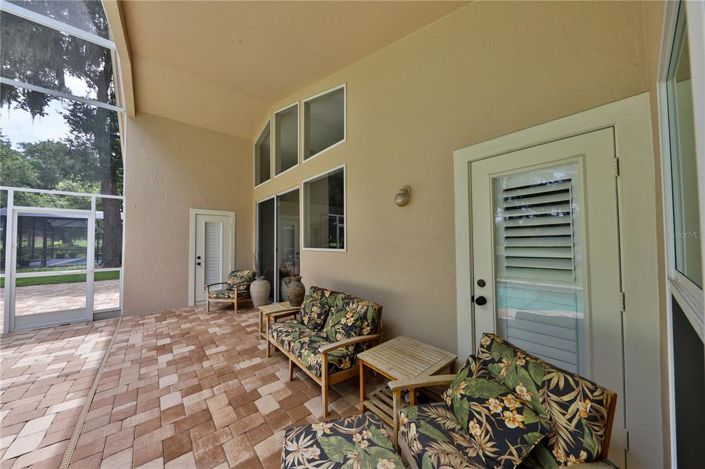 Image No.20-4 Bed House for sale