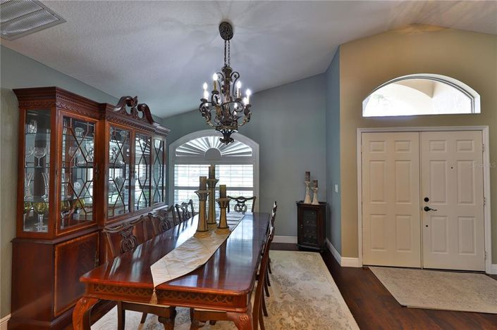 Image No.5-4 Bed House for sale