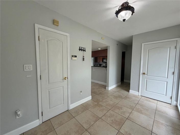 Image No.3-2 Bed Townhouse for sale