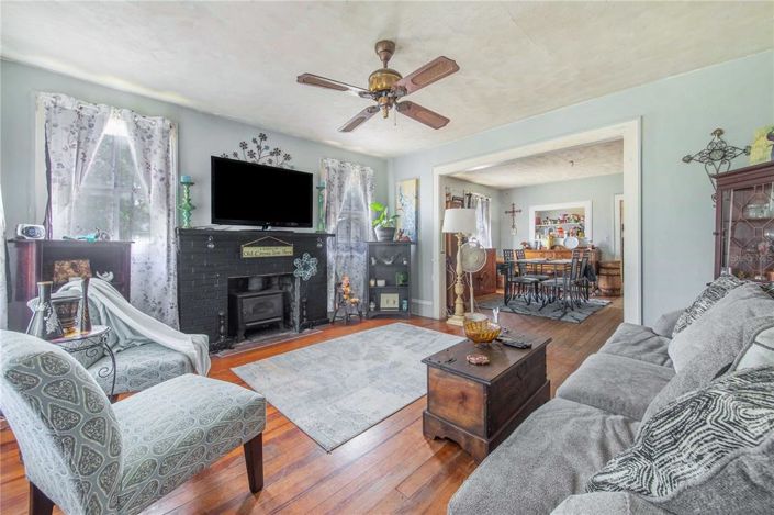 Image No.7-2 Bed House for sale