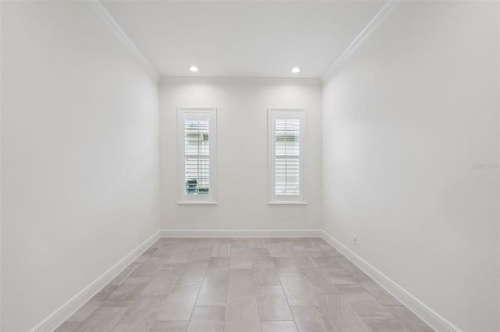 Image No.24-4 Bed House for sale
