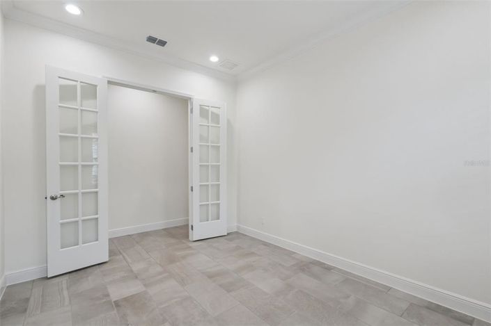 Image No.25-4 Bed House for sale