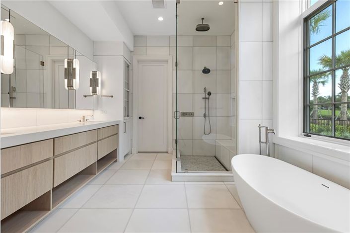 Image No.30-5 Bed Apartment for sale