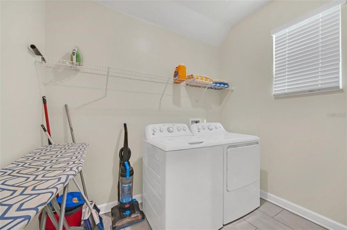 Image No.7-6 Bed House for sale