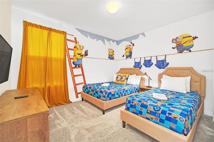 Image No.8-6 Bed House for sale