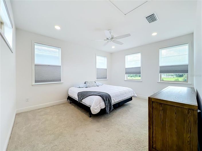 Image No.38-5 Bed House for sale