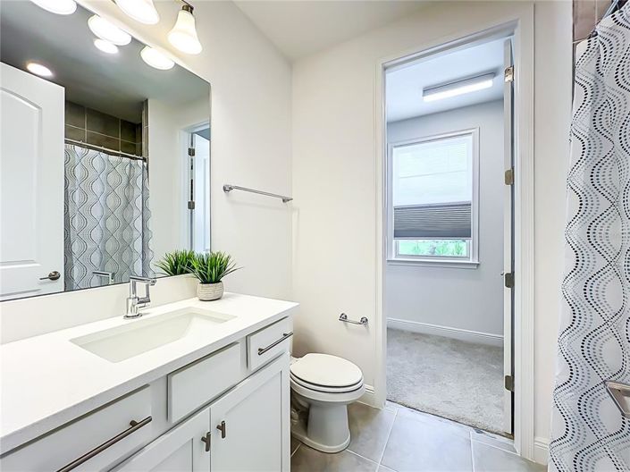Image No.40-5 Bed House for sale