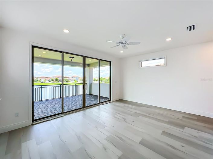 Image No.48-5 Bed House for sale