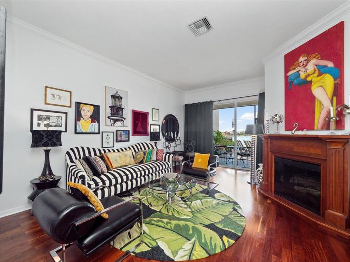 Image No.9-3 Bed Townhouse for sale