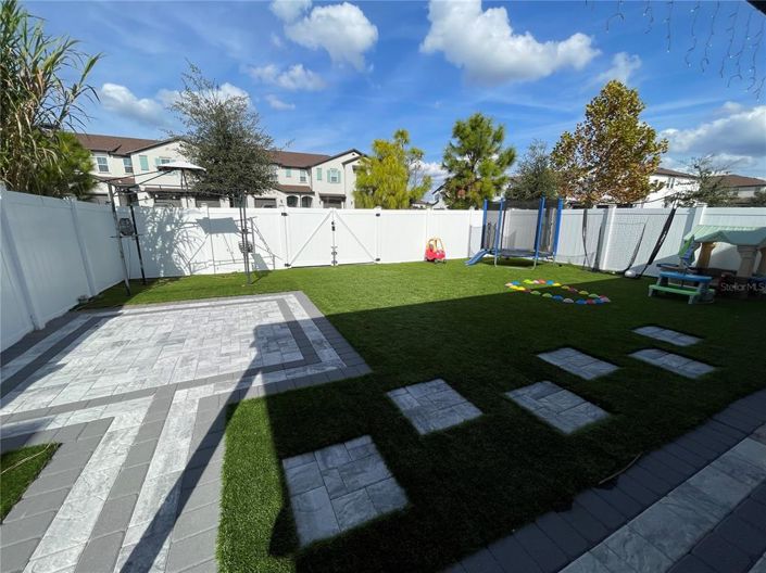 Image No.27-5 Bed House for sale