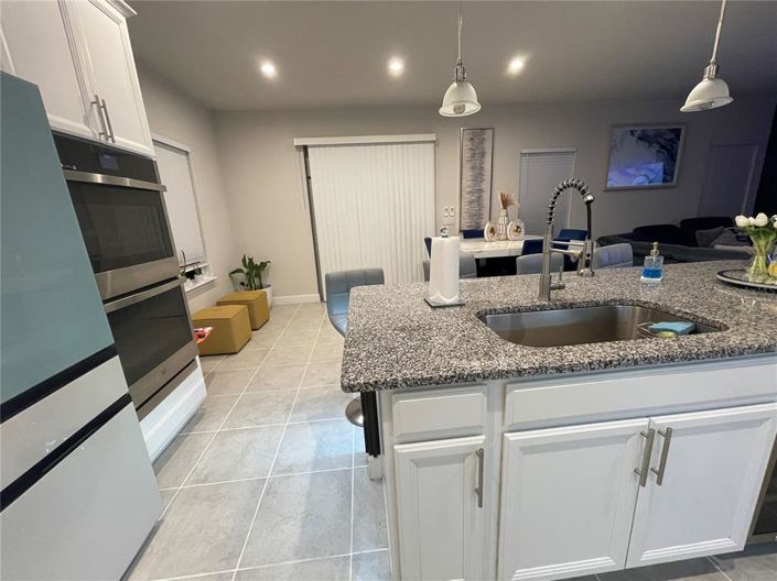 Image No.3-5 Bed House for sale