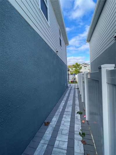 Image No.30-5 Bed House for sale