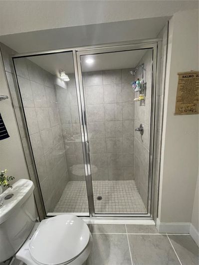 Image No.60-5 Bed House for sale