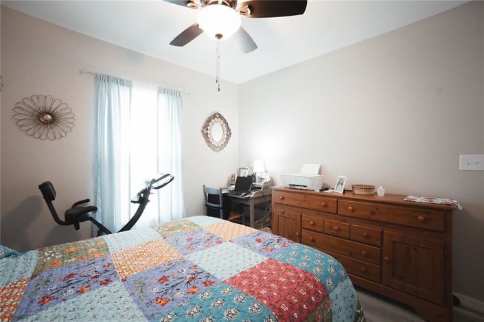 Image No.29-2 Bed House for sale