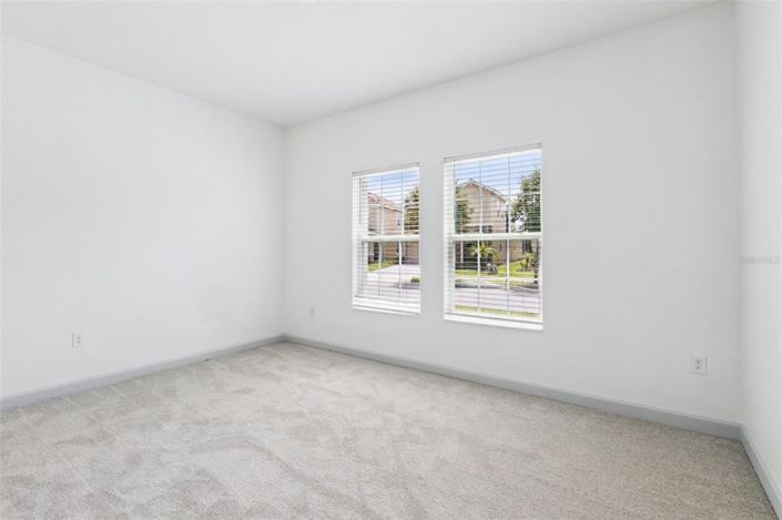 Image No.21-2 Bed Townhouse for sale