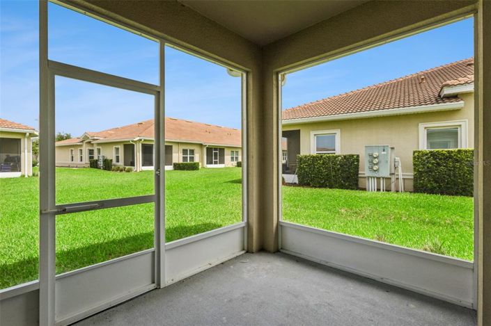 Image No.31-2 Bed Townhouse for sale