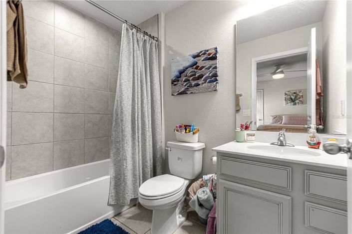 Image No.25-5 Bed House for sale