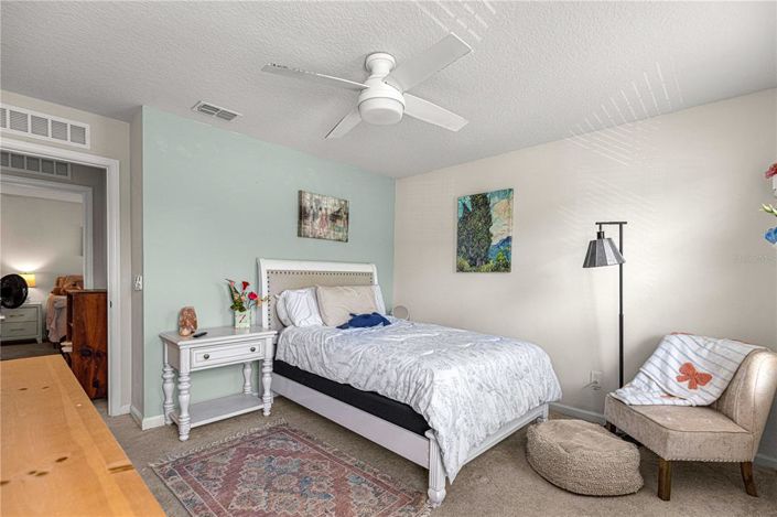 Image No.30-5 Bed House for sale