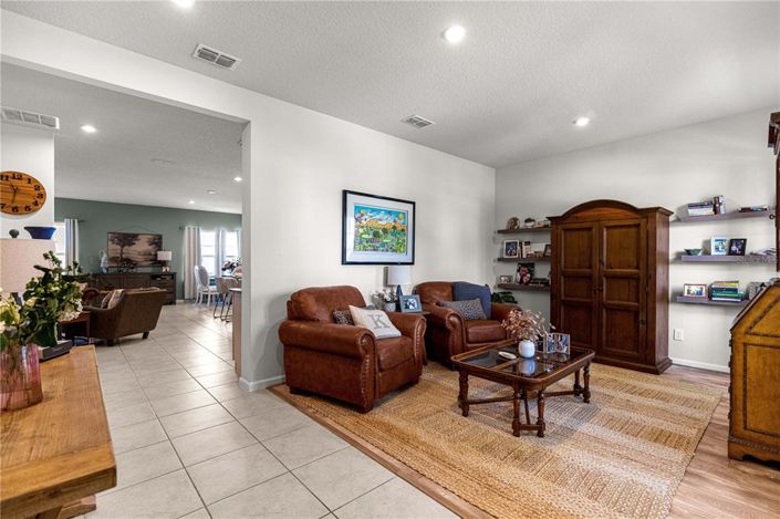 Image No.5-5 Bed House for sale