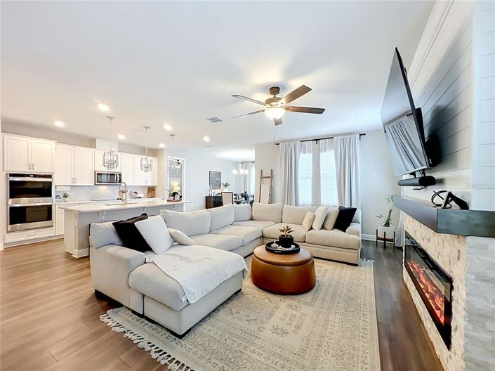 Image No.20-4 Bed House for sale