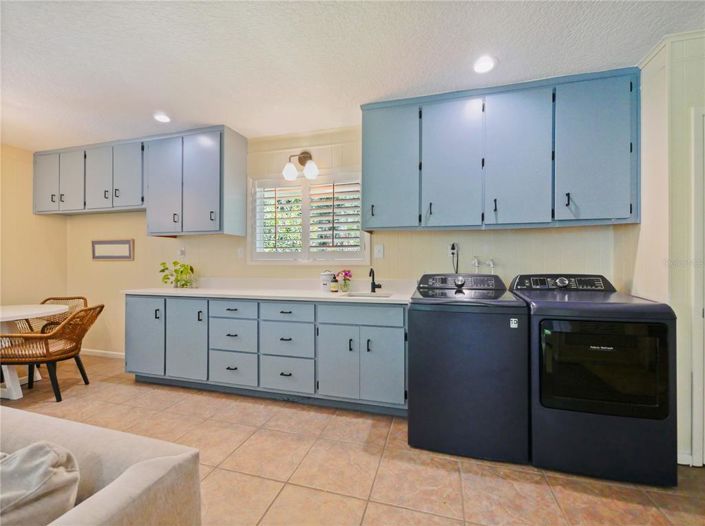Image No.30-4 Bed House for sale