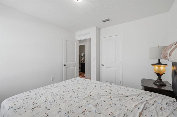 Image No.22-3 Bed Townhouse for sale