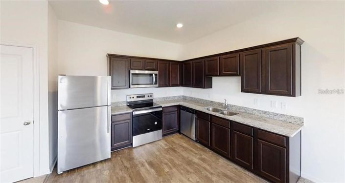 Image No.9-3 Bed Townhouse for sale