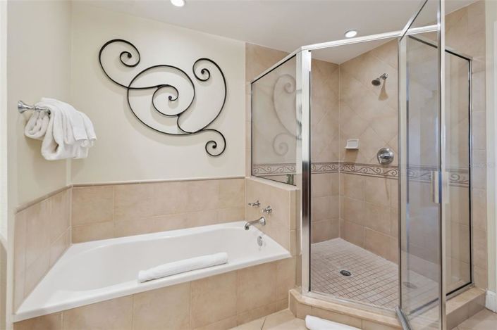Image No.21-3 Bed Apartment for sale