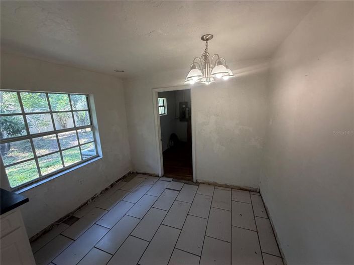 Image No.7-3 Bed House for sale