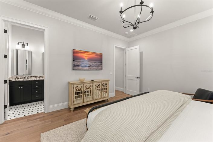 Image No.32-4 Bed House for sale