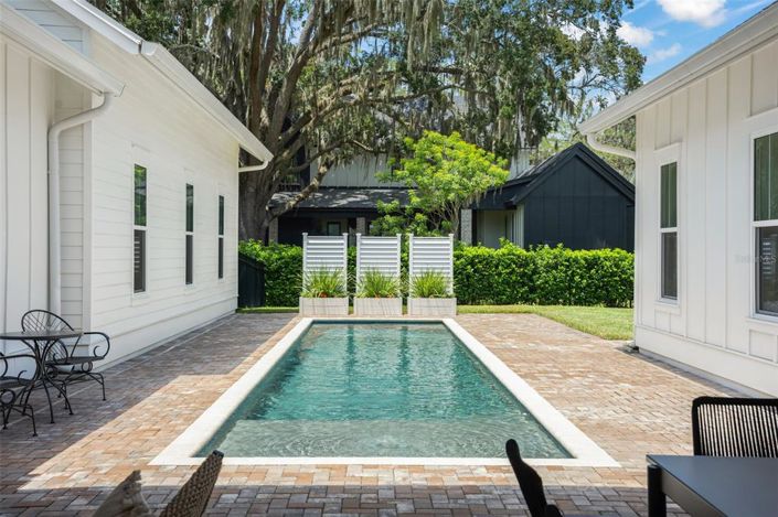 Image No.38-4 Bed House for sale